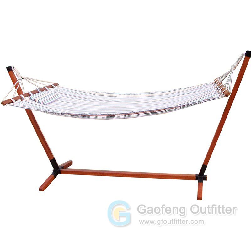 Outdoor Stripe Hammock With Wooden Stand 2